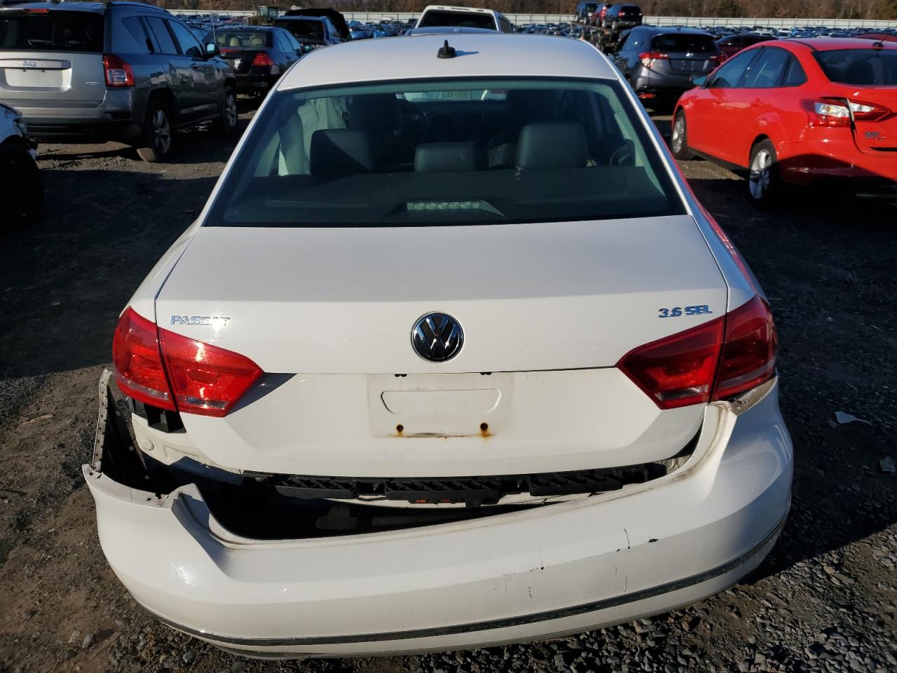 2012 Volkswagen Passat Sel VIN: 1VWCM7A38CC011394 Lot: 83309054