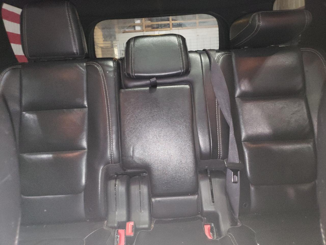 2013 Ford Explorer - Image 10