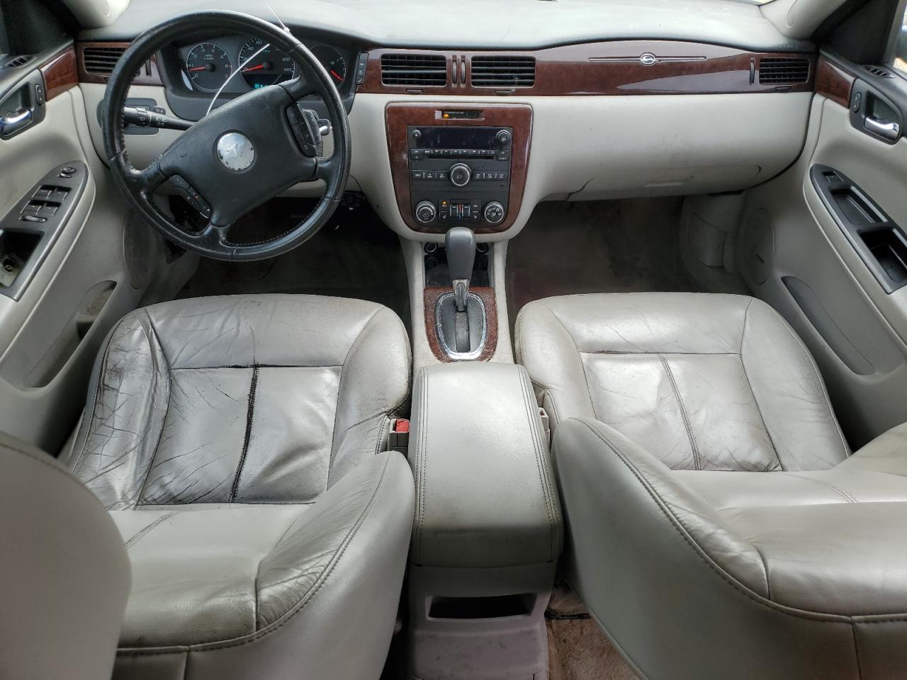 2011 Chevrolet Impala - Image 8