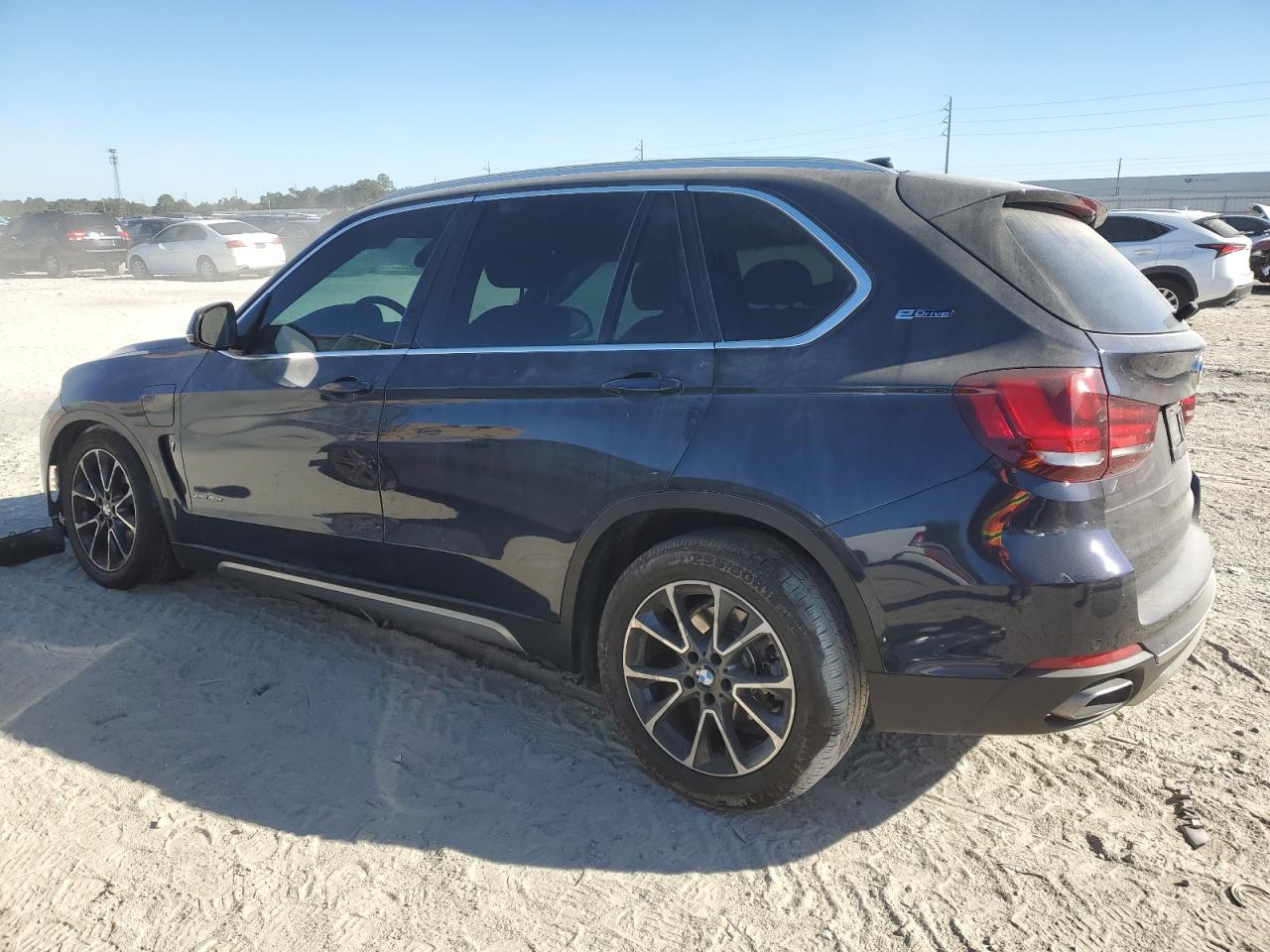 VIN 5UXKT0C58J0W03026 2018 BMW X5 no.2