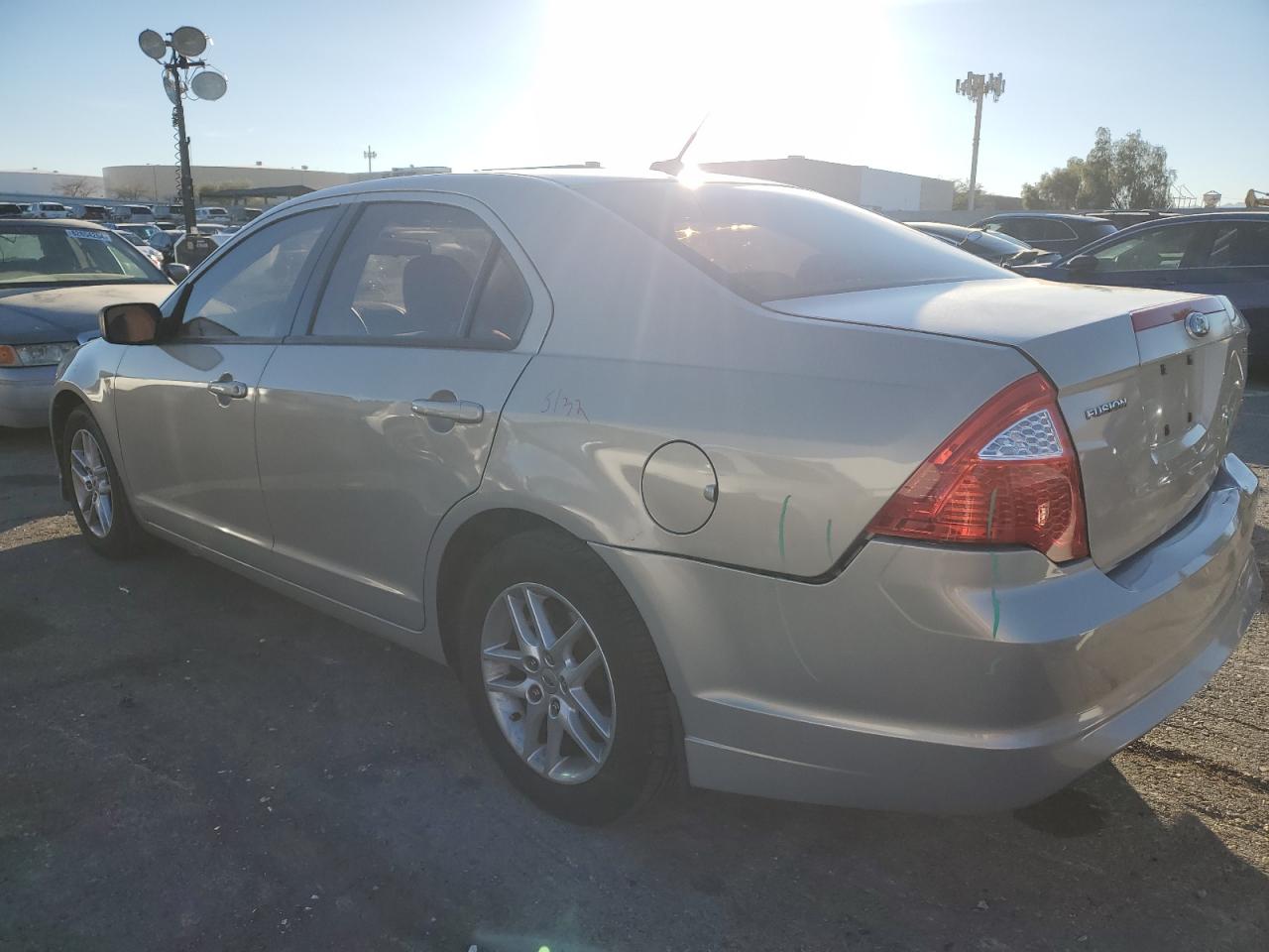 2010 Ford Fusion - Image 2