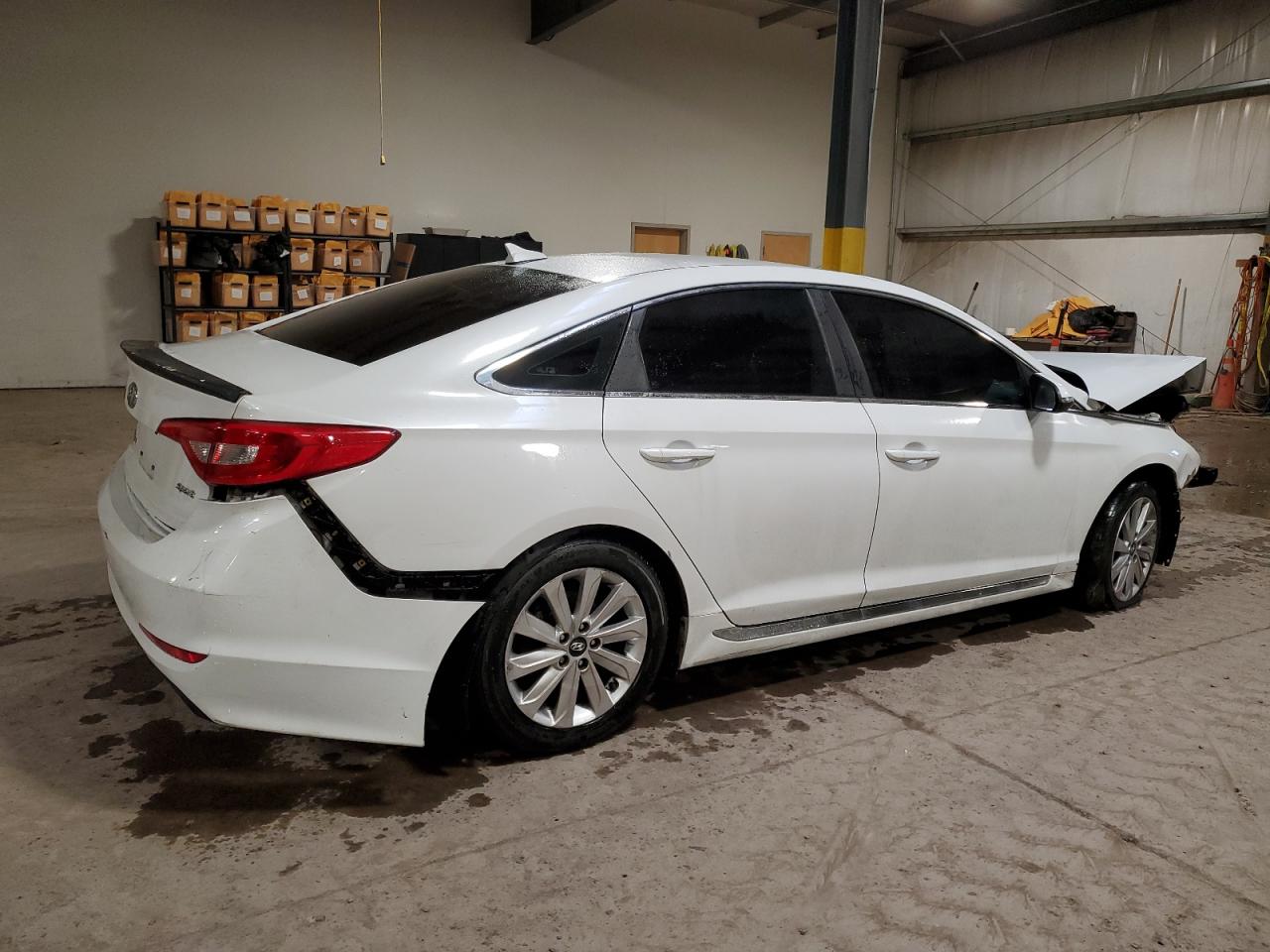 2015 Hyundai Sonata - Image 3