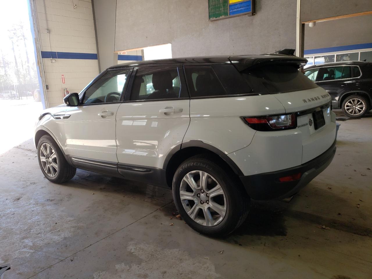 2019 Land Rover Range Rover - Image 2