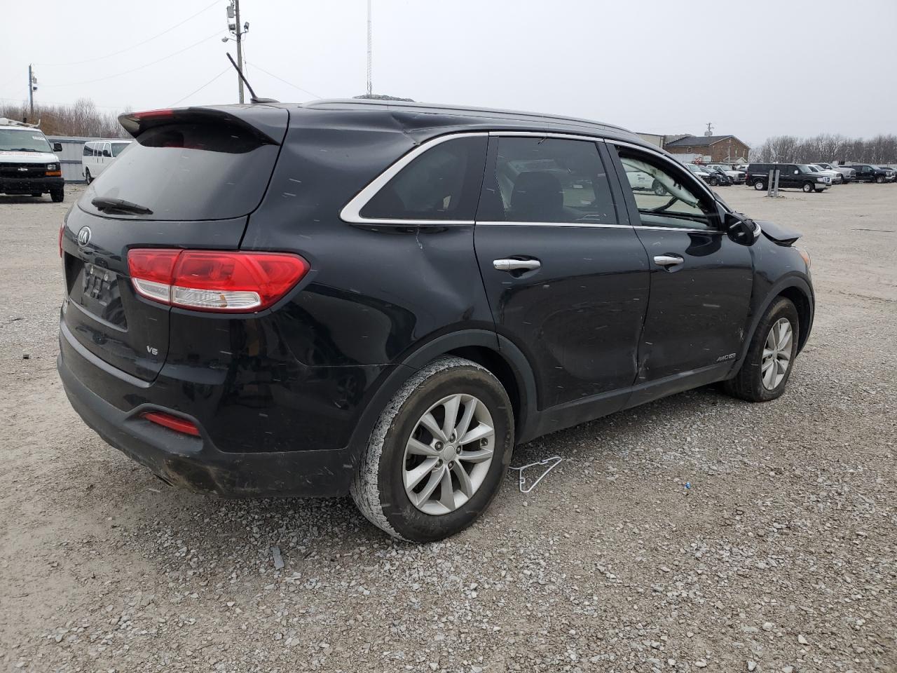 2017 Kia Sorento - Image 3