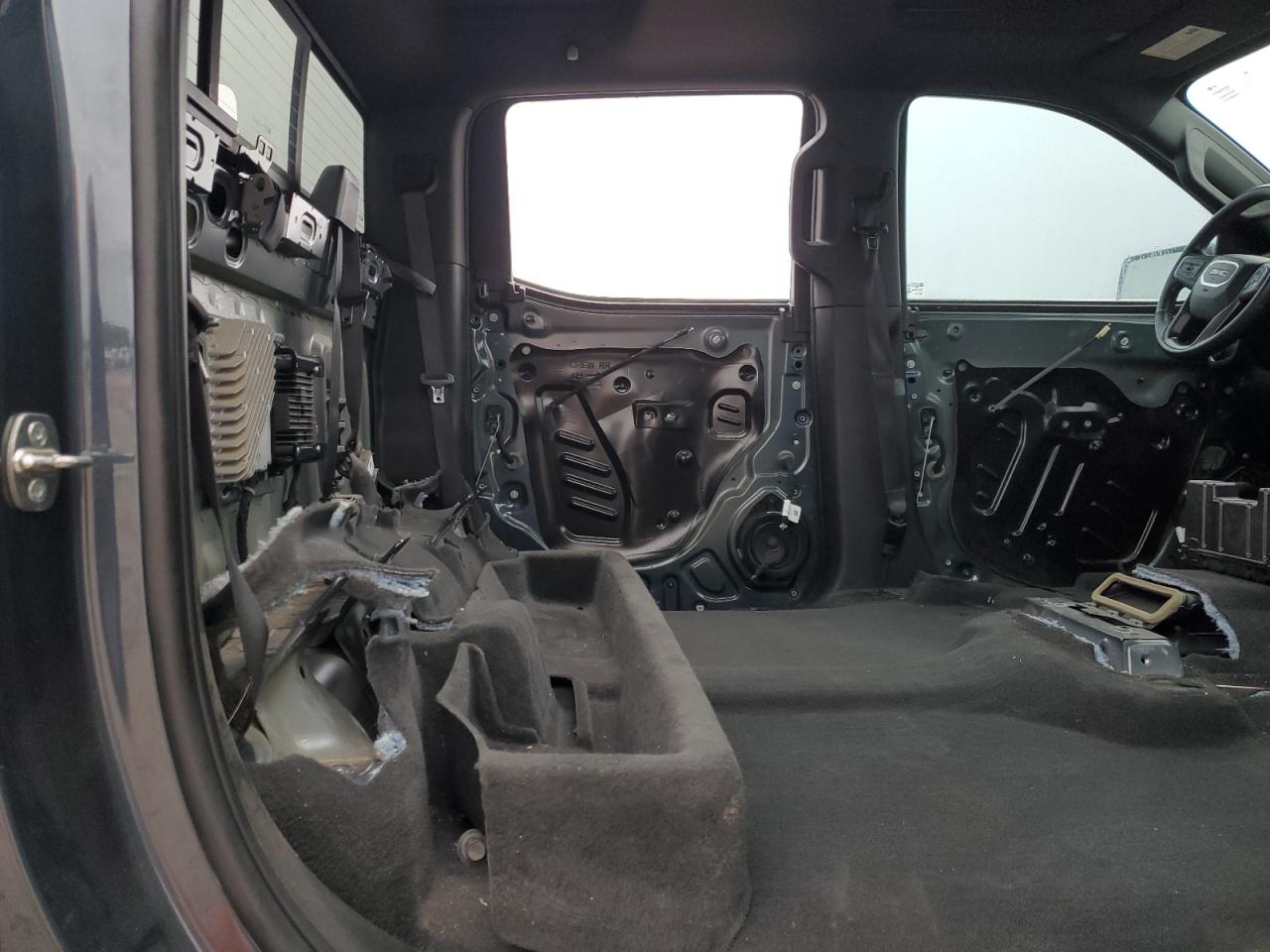 2020 GMC Sierra - Image 10