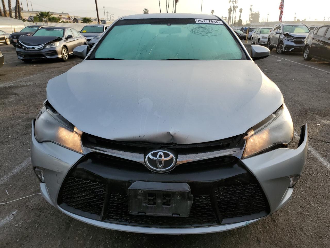 VIN 4T1BF1FK1GU145018 2016 TOYOTA CAMRY no.5