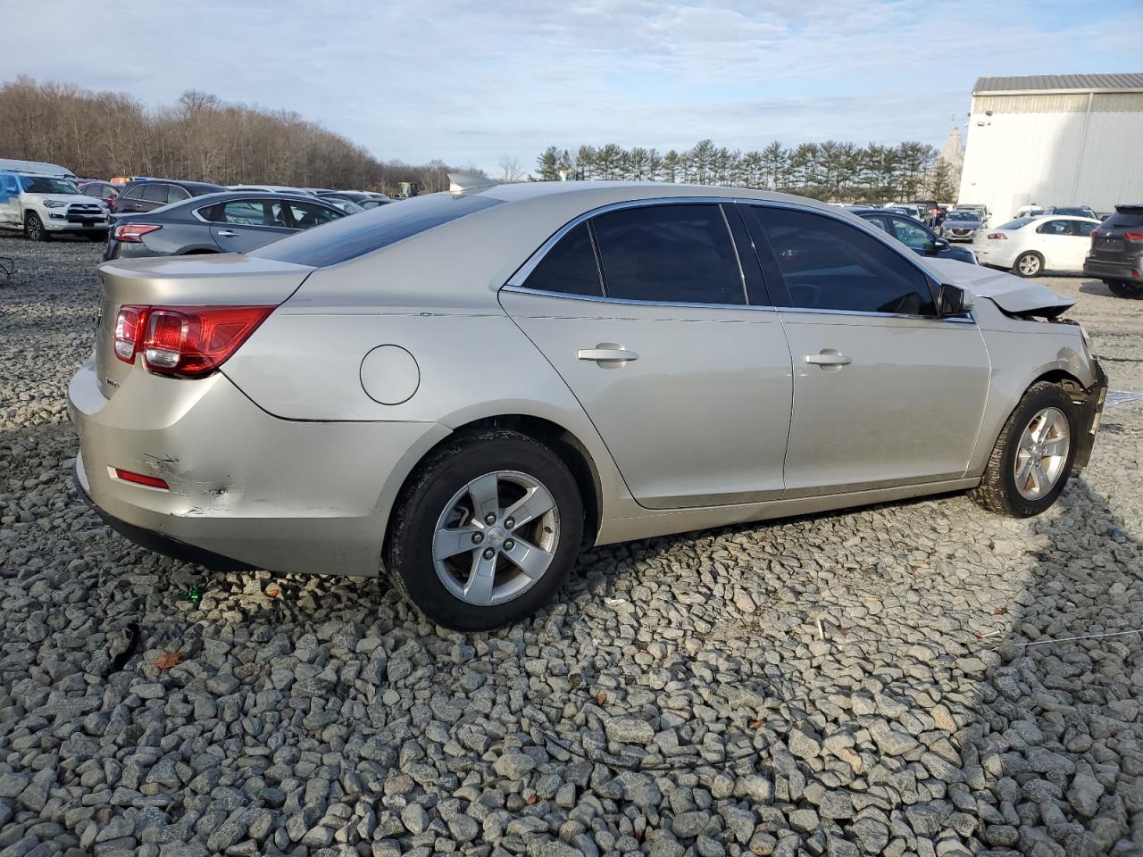 VIN 1G11C5SA8GF136665 2016 CHEVROLET MALIBU no.3