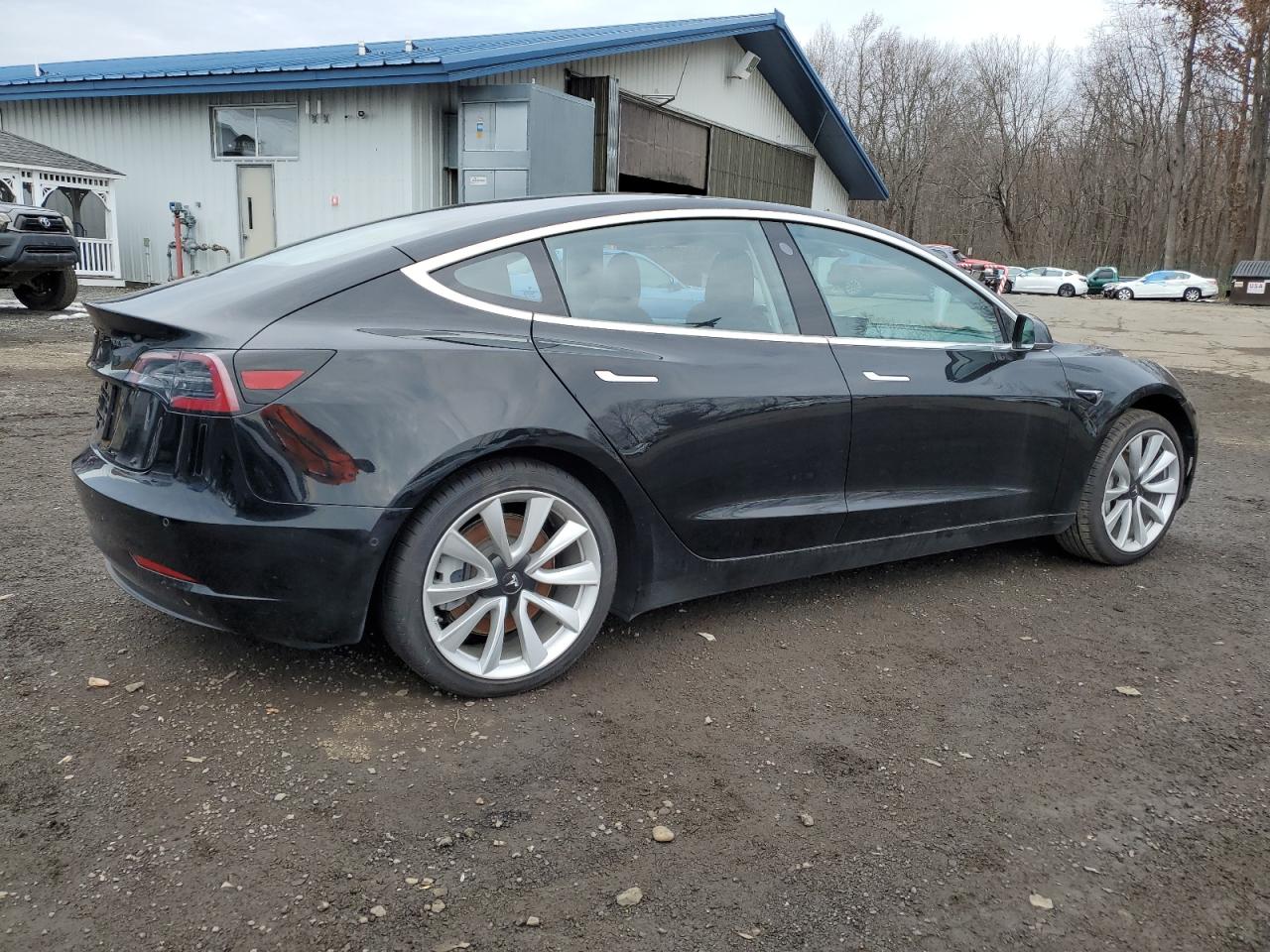 VIN 5YJ3E1EAXJF154501 2018 TESLA MODEL 3 no.3