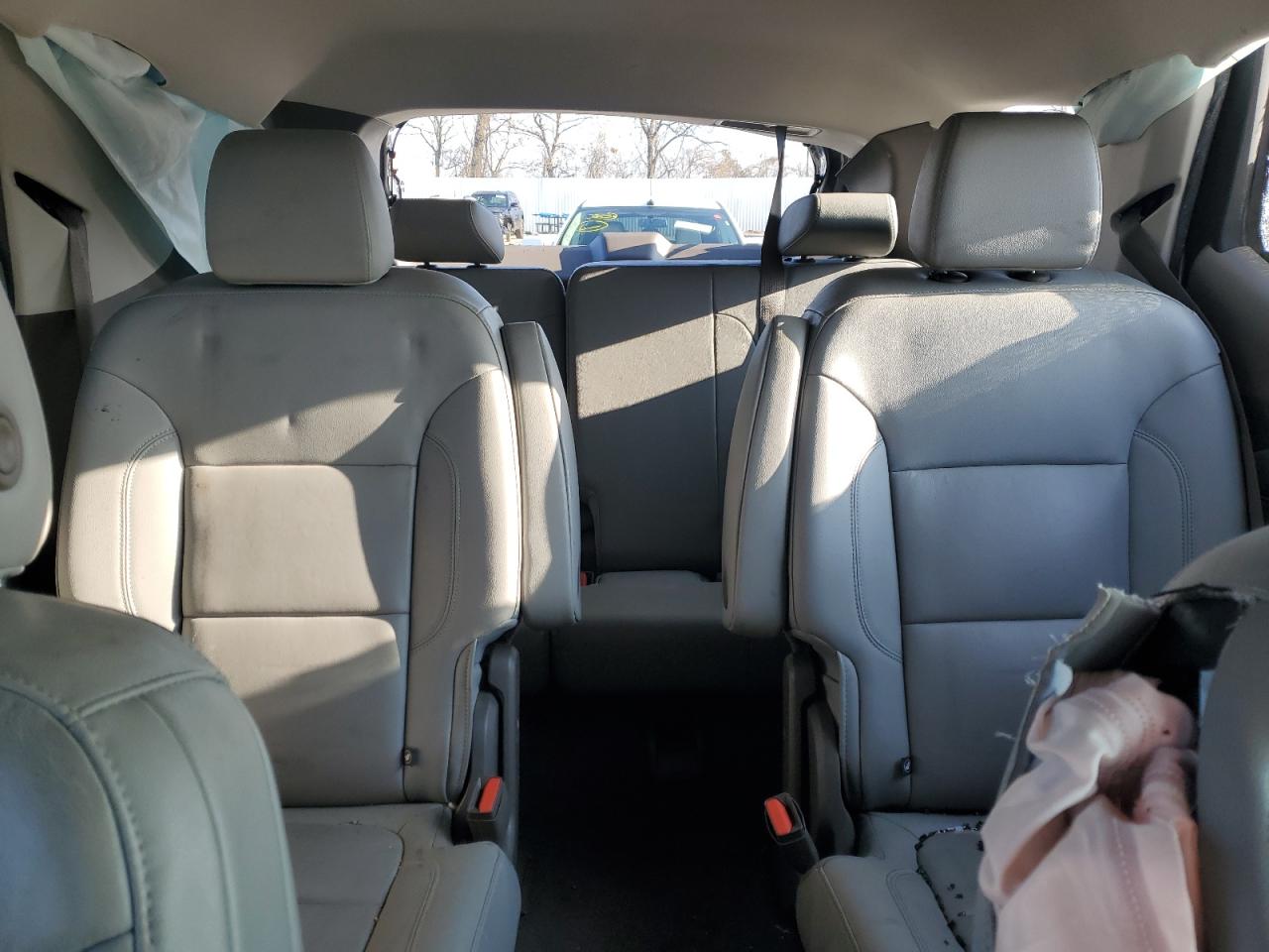 2021 Chevrolet Traverse - Image 10