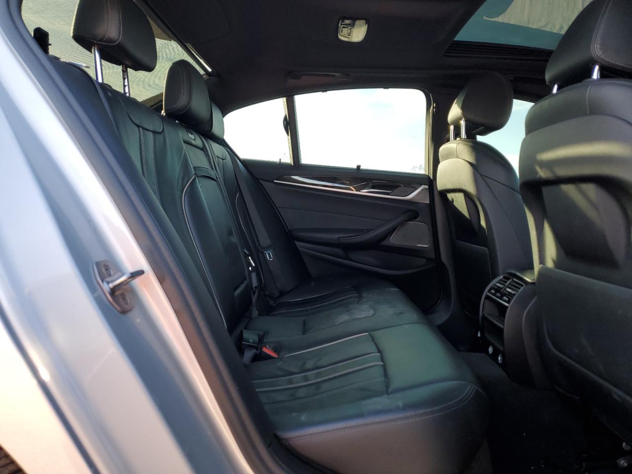 2019 BMW 540 I VIN: WBAJE5C58KWW17802 Lot: 82768984