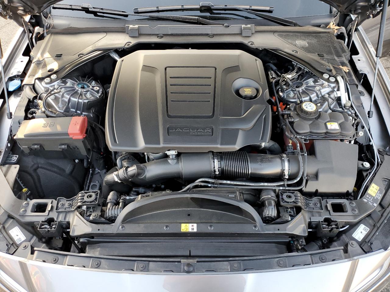 2024 Jaguar XF - Image 11