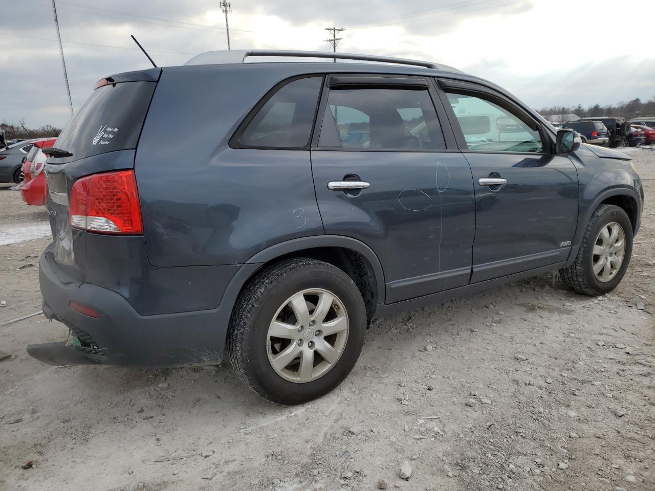 2011 Kia Sorento - Image 3