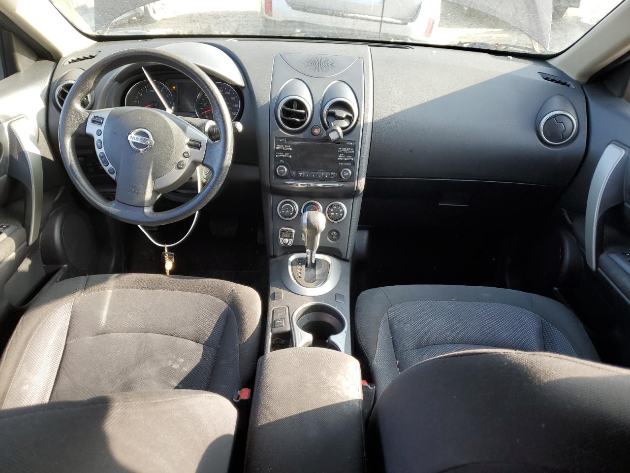 2013 Nissan Rogue - Image 8
