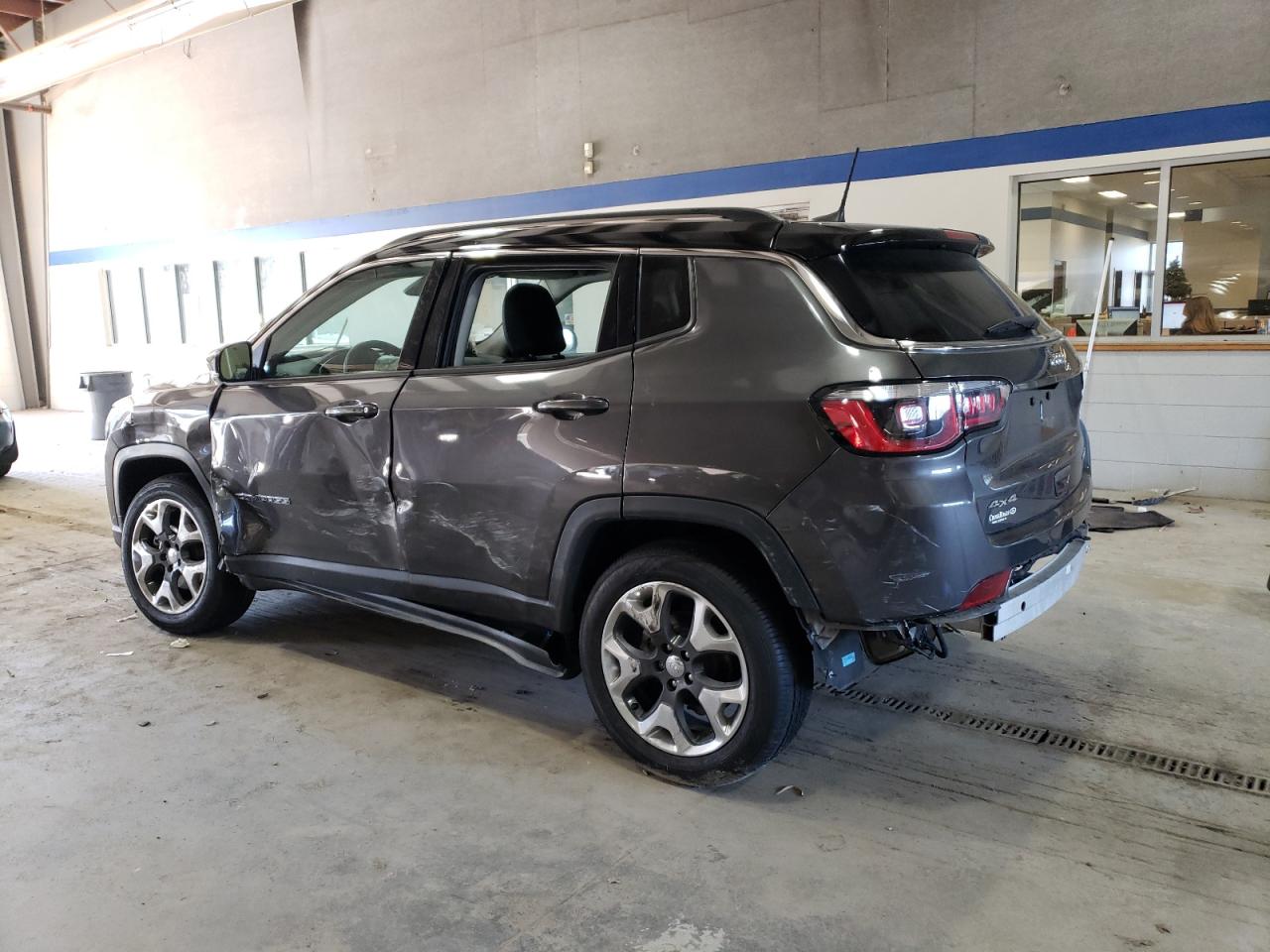 2017 Jeep Compass - Image 2