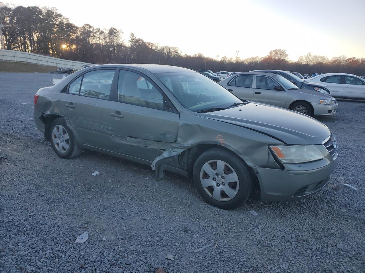 2009 Hyundai Sonata - Image 4