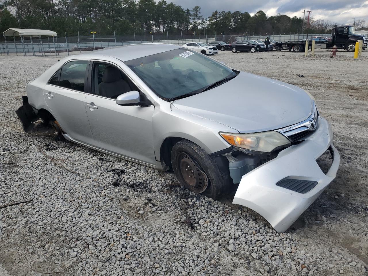 VIN 4T4BF1FK3DR303960 2013 TOYOTA CAMRY no.4