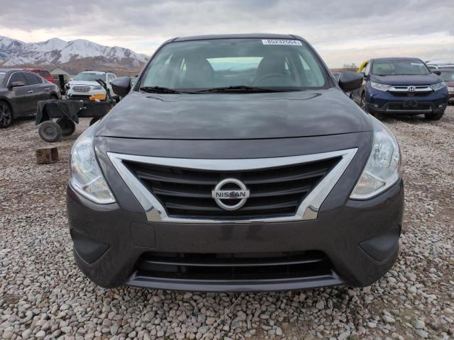  NISSAN VERSA 2015 Серый