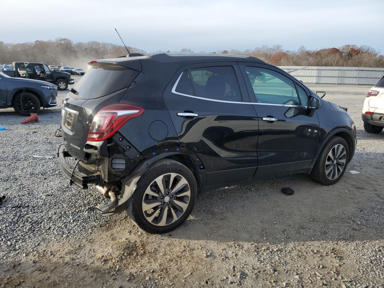 VIN KL4CJASM0NB541684 2022 BUICK ENCORE no.3