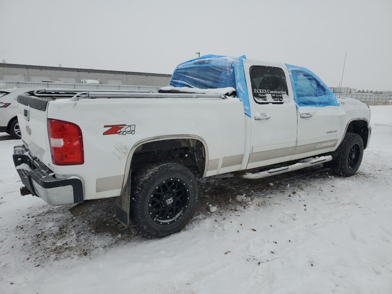 2010 Chevrolet Silverado - Image 3