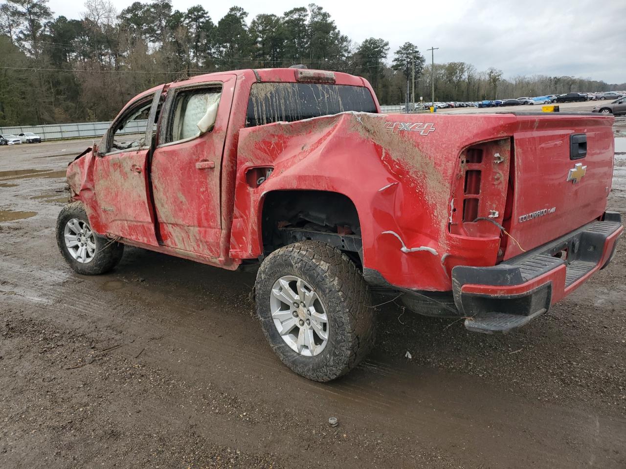 2019 Chevrolet Colorado - Image 2