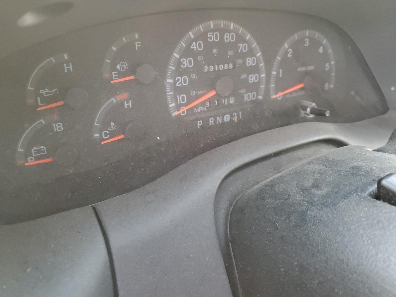 1997 Ford F250 - Image 9