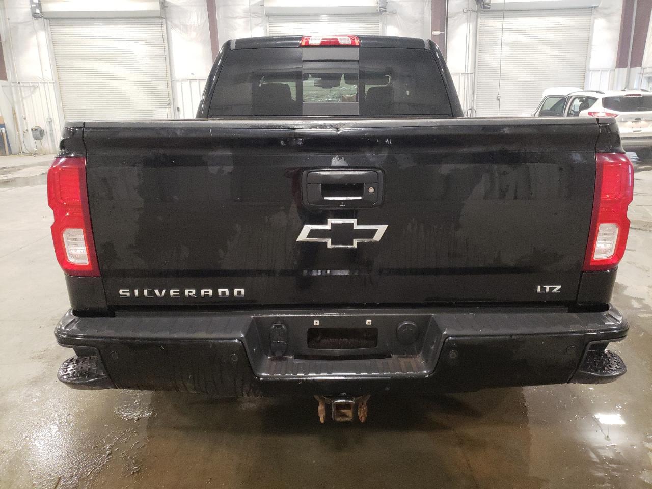 2017 Chevrolet Silverado - Image 6