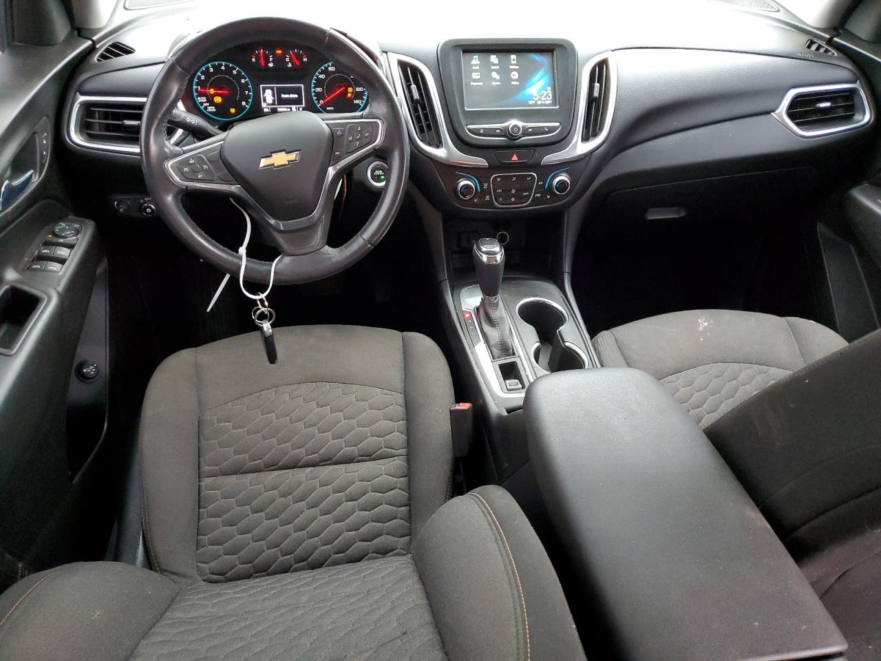 2GNAXJEV3J6166961 CHEVROLET EQUINOX 2018