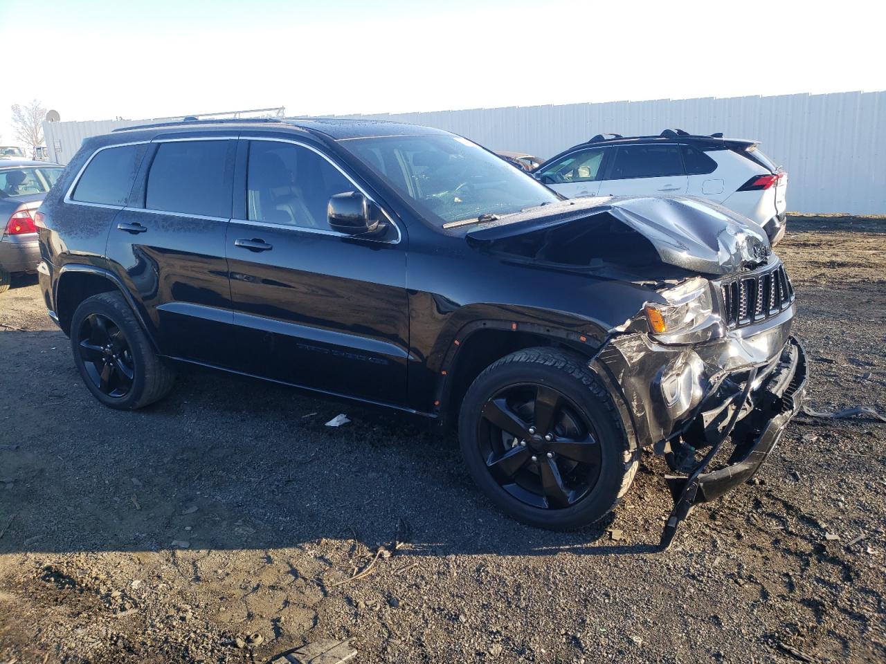 2015 Jeep Grand Cherokee - Image 4