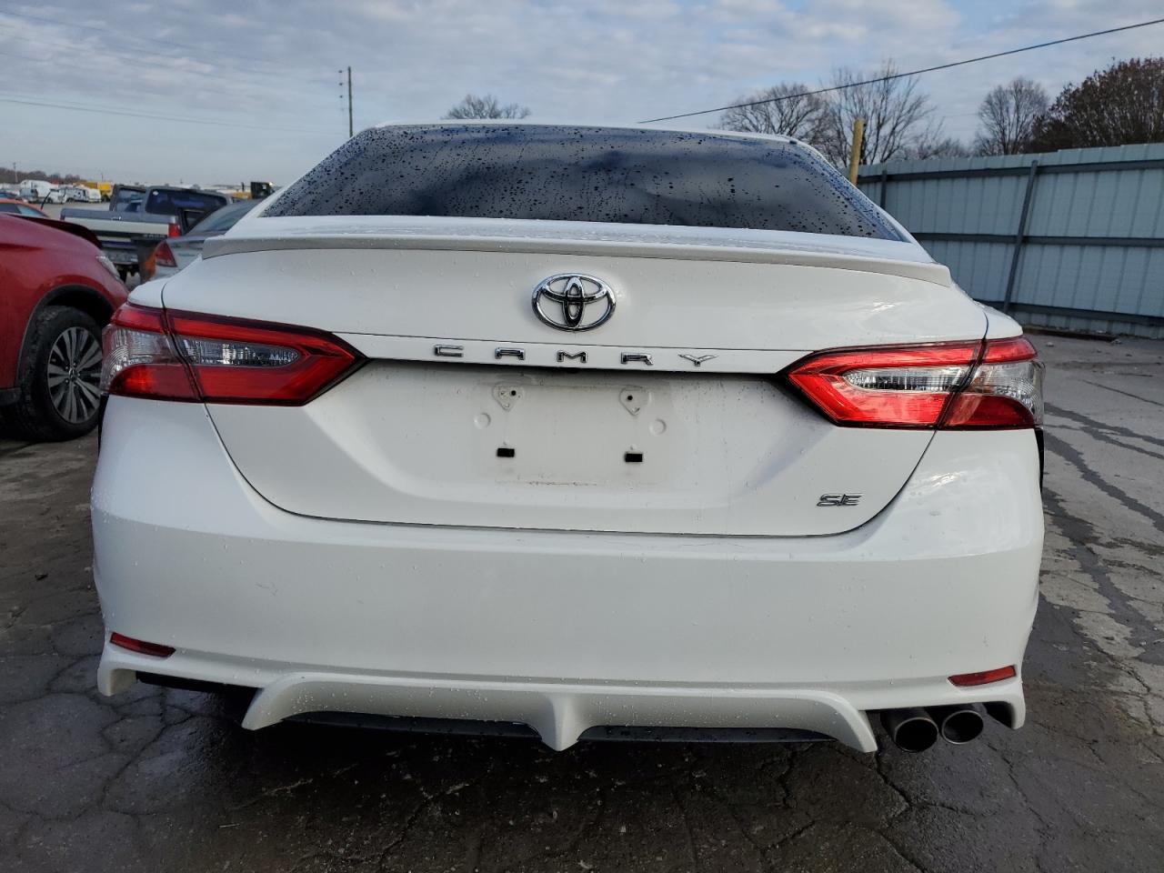 VIN JTNB11HK2J3001745 2018 TOYOTA CAMRY no.6