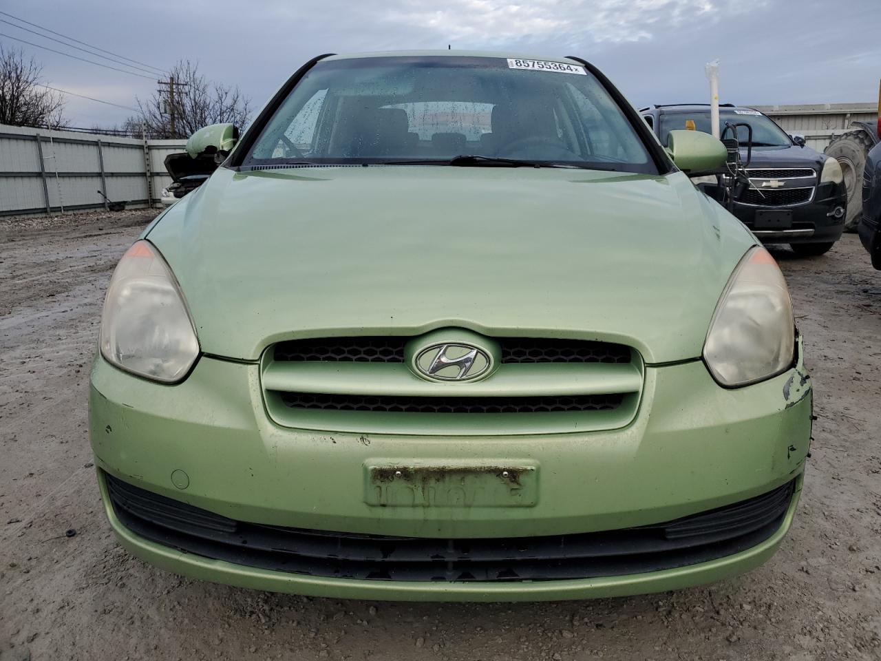 2009 Hyundai Accent - Image 5
