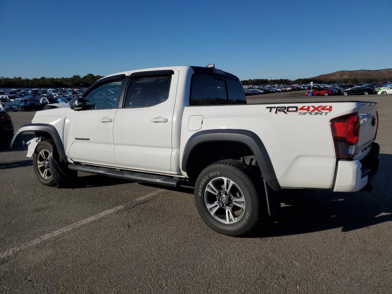 VIN 3TMCZ5ANXKM196670 2019 TOYOTA TACOMA no.2