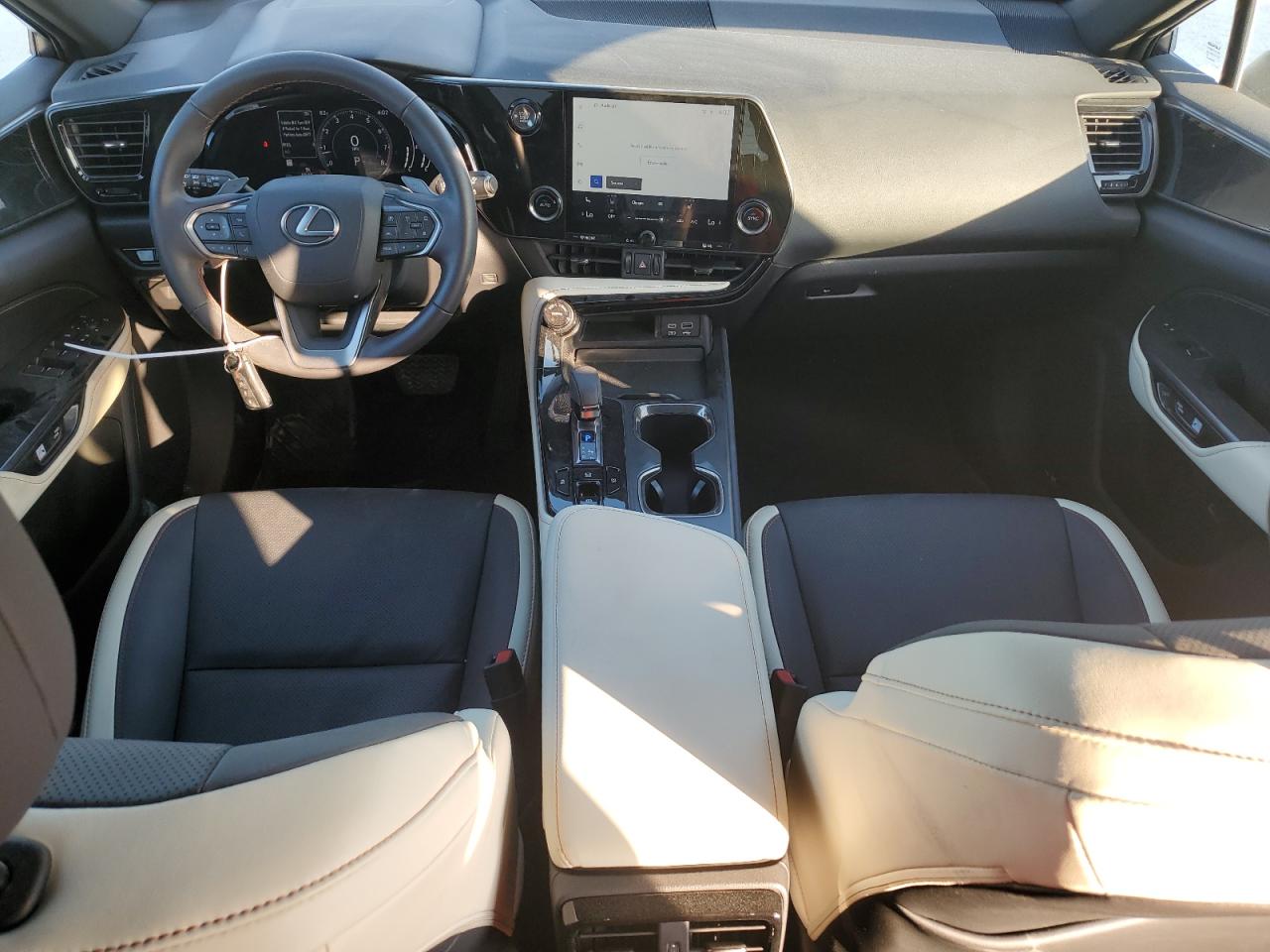 2023 Lexus NX - Image 8