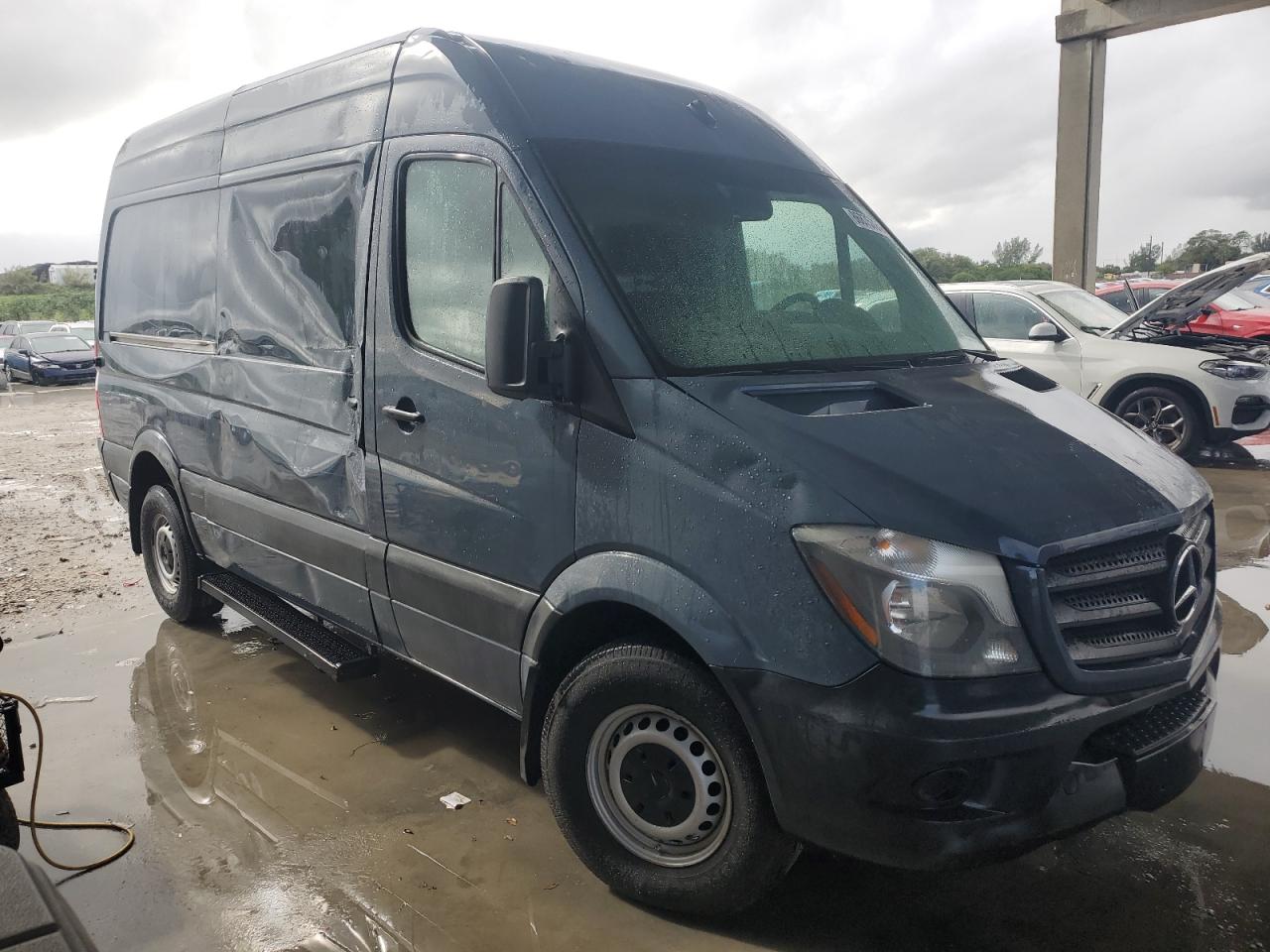 VIN WD3PE7CD6JP623018 2018 MERCEDES-BENZ SPRINTER no.4