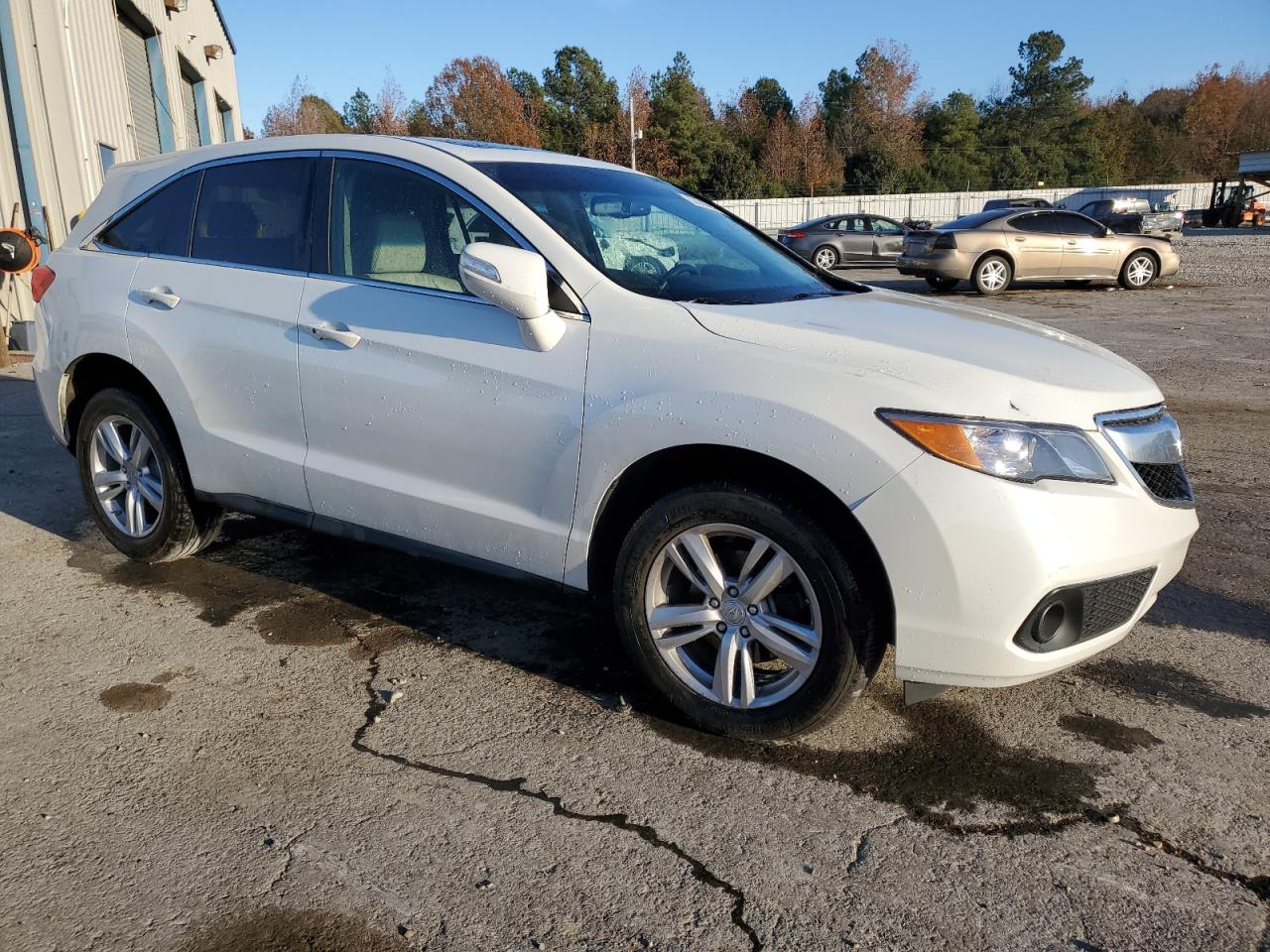 VIN 5J8TB3H34EL002638 2014 ACURA RDX no.4