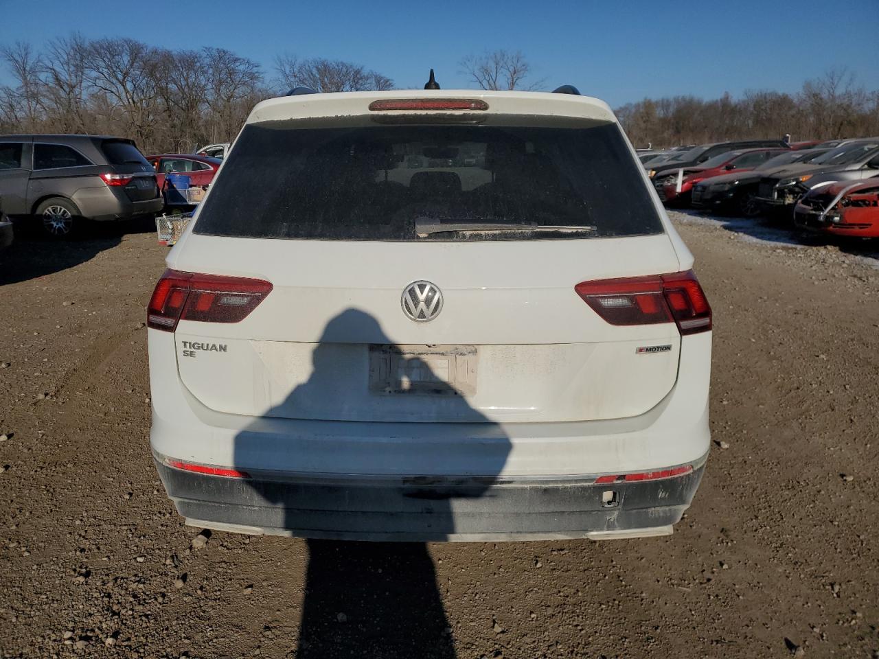 2021 Volkswagen Tiguan - Image 6