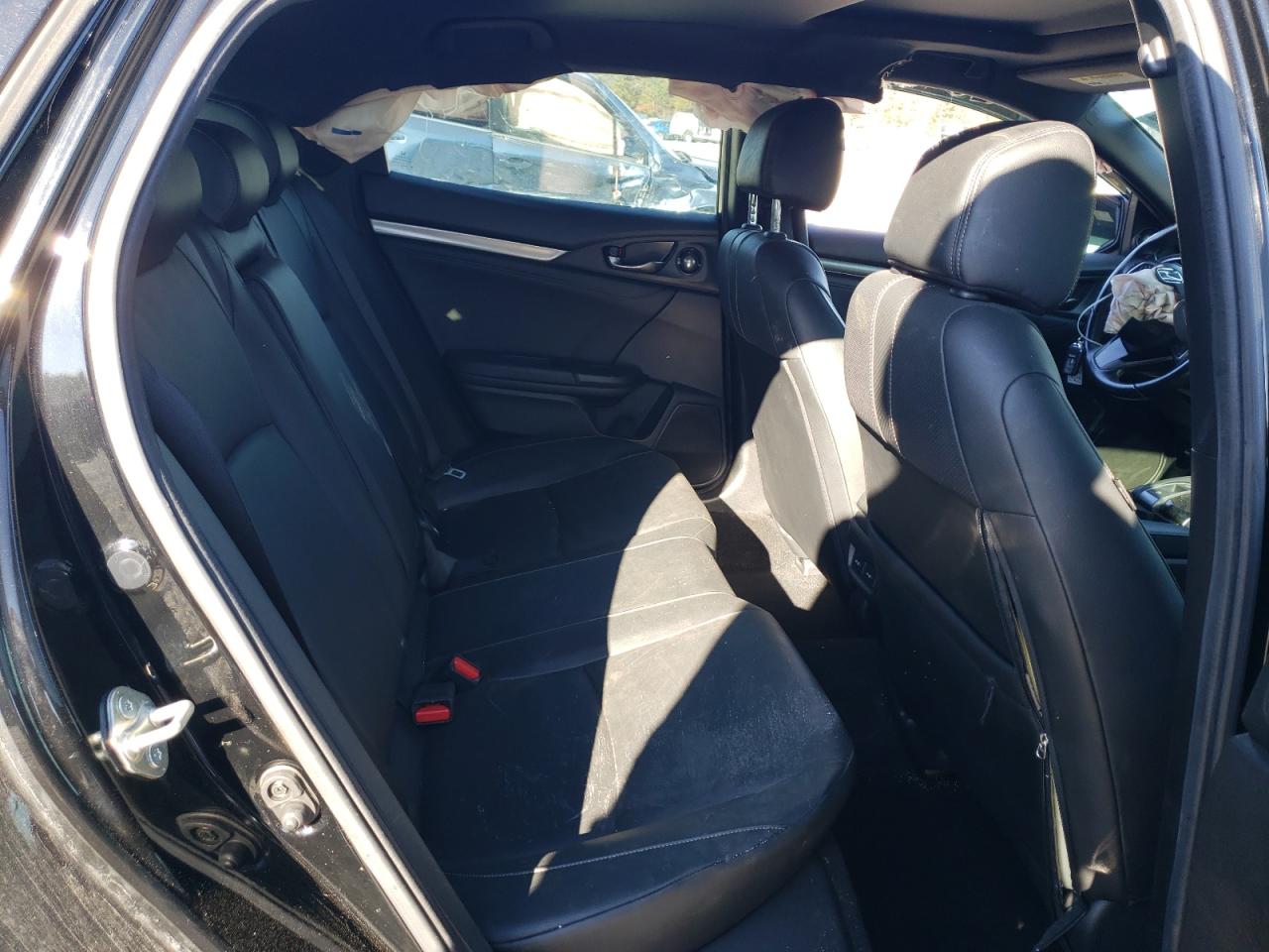 2019 Honda Civic Sport Touring VIN: SHHFK7H92KU207461 Lot: 83774094