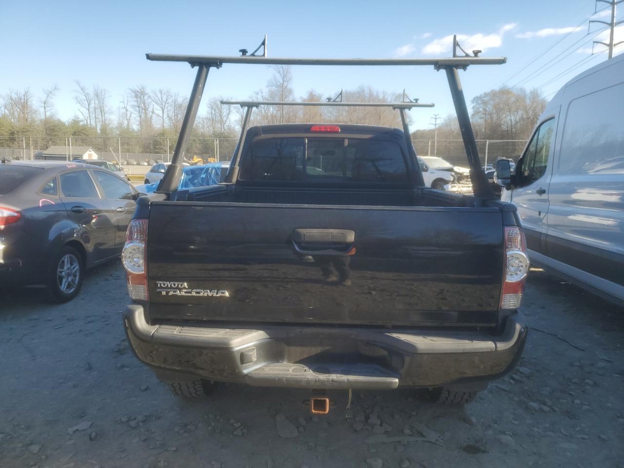 2015 Toyota Tacoma - Image 6
