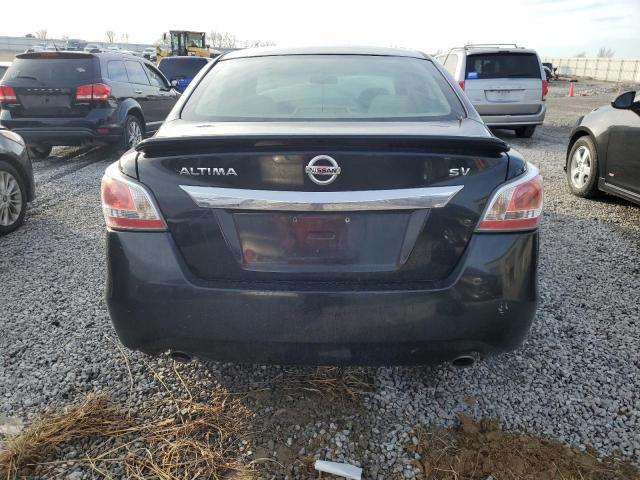 Sedans NISSAN ALTIMA 2014 Czarny