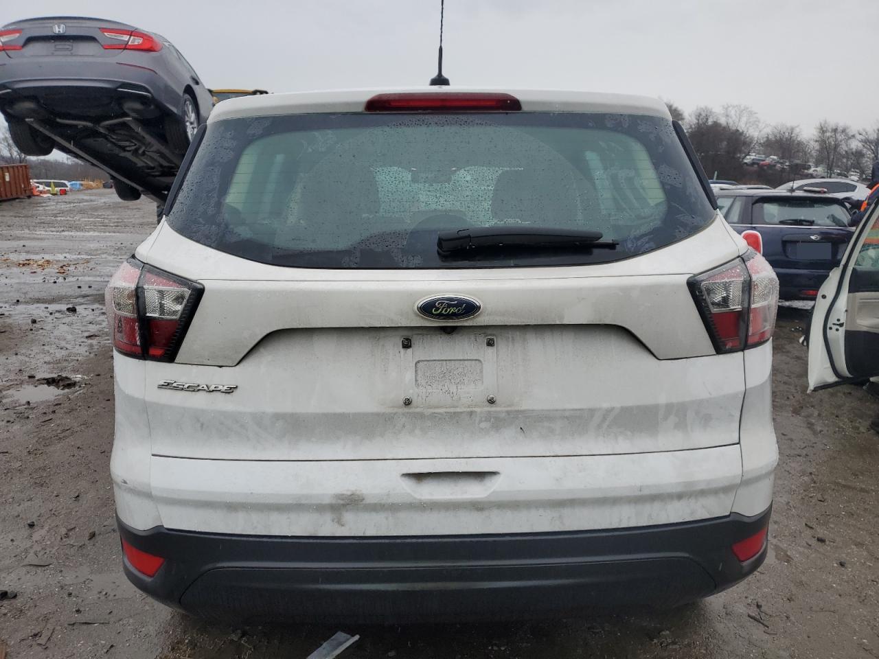 VIN 1FMCU0F78HUB13829 2017 FORD ESCAPE no.6