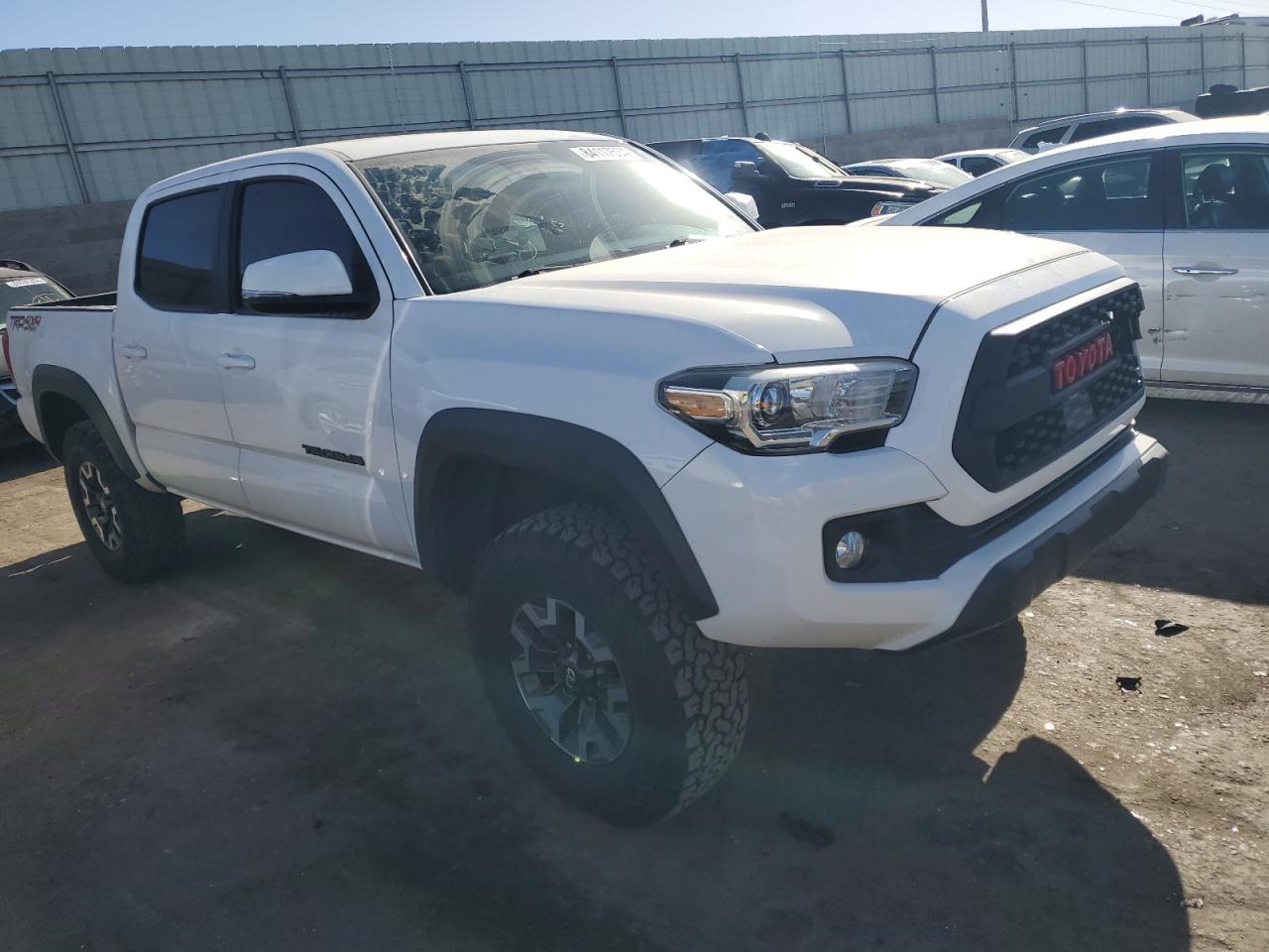 VIN 3TMCZ5AN3JM179014 2018 TOYOTA TACOMA no.4