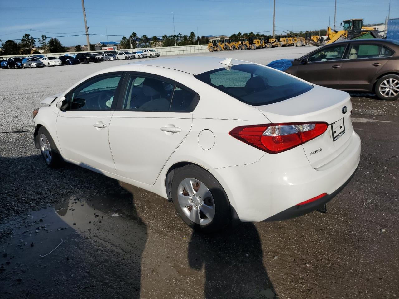 VIN KNAFK4A68G5471967 2016 KIA FORTE no.2