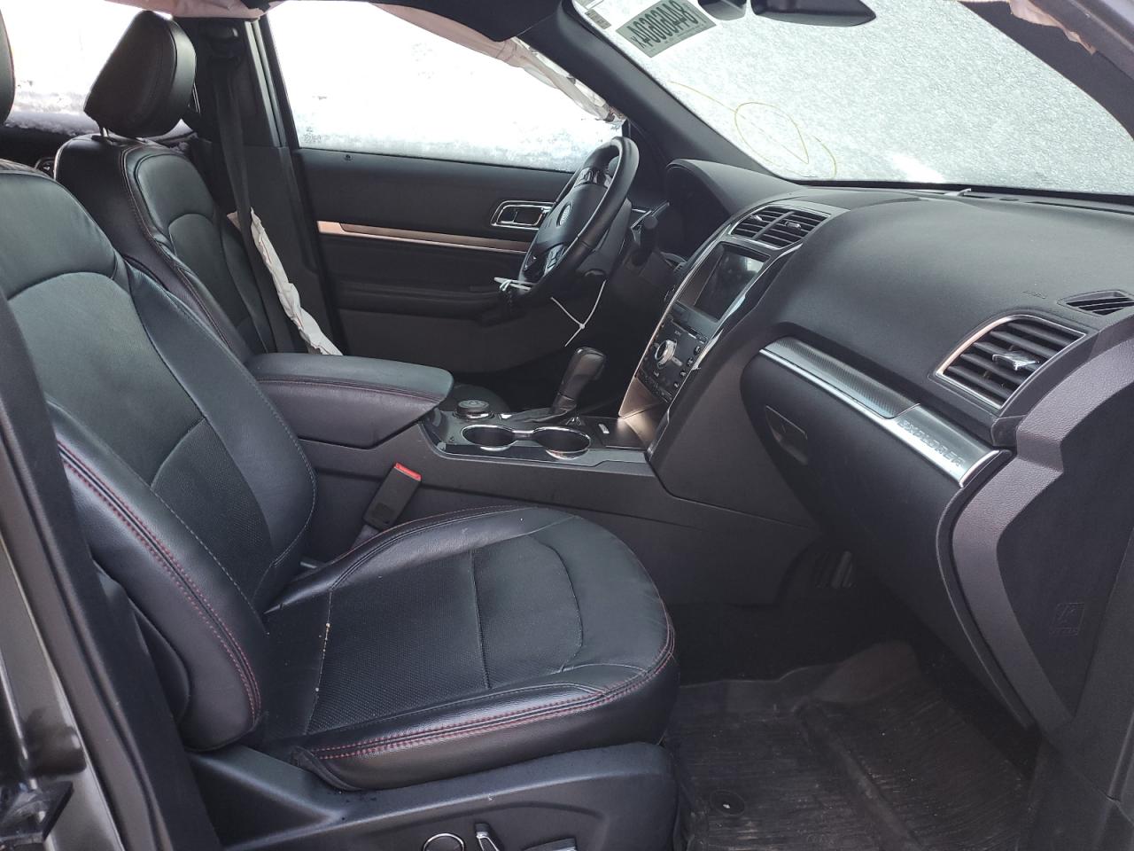 2018 Ford Explorer - Image 7