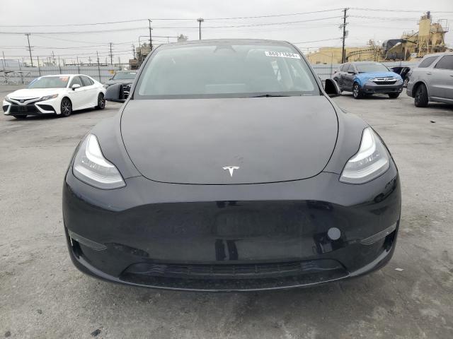  TESLA MODEL Y 2023 Черный