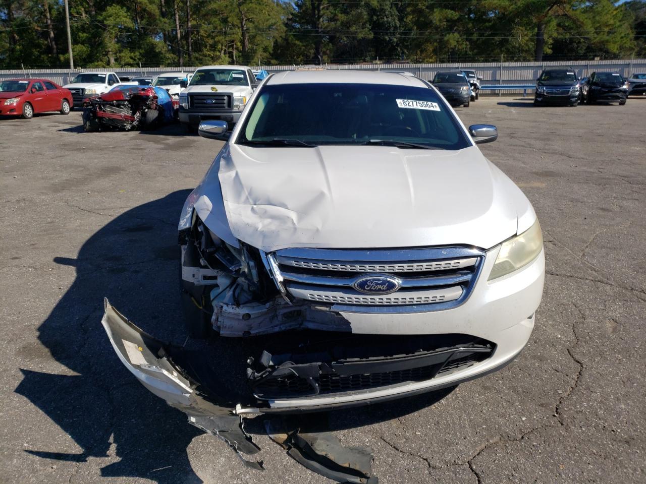 2011 Ford Taurus - Image 5