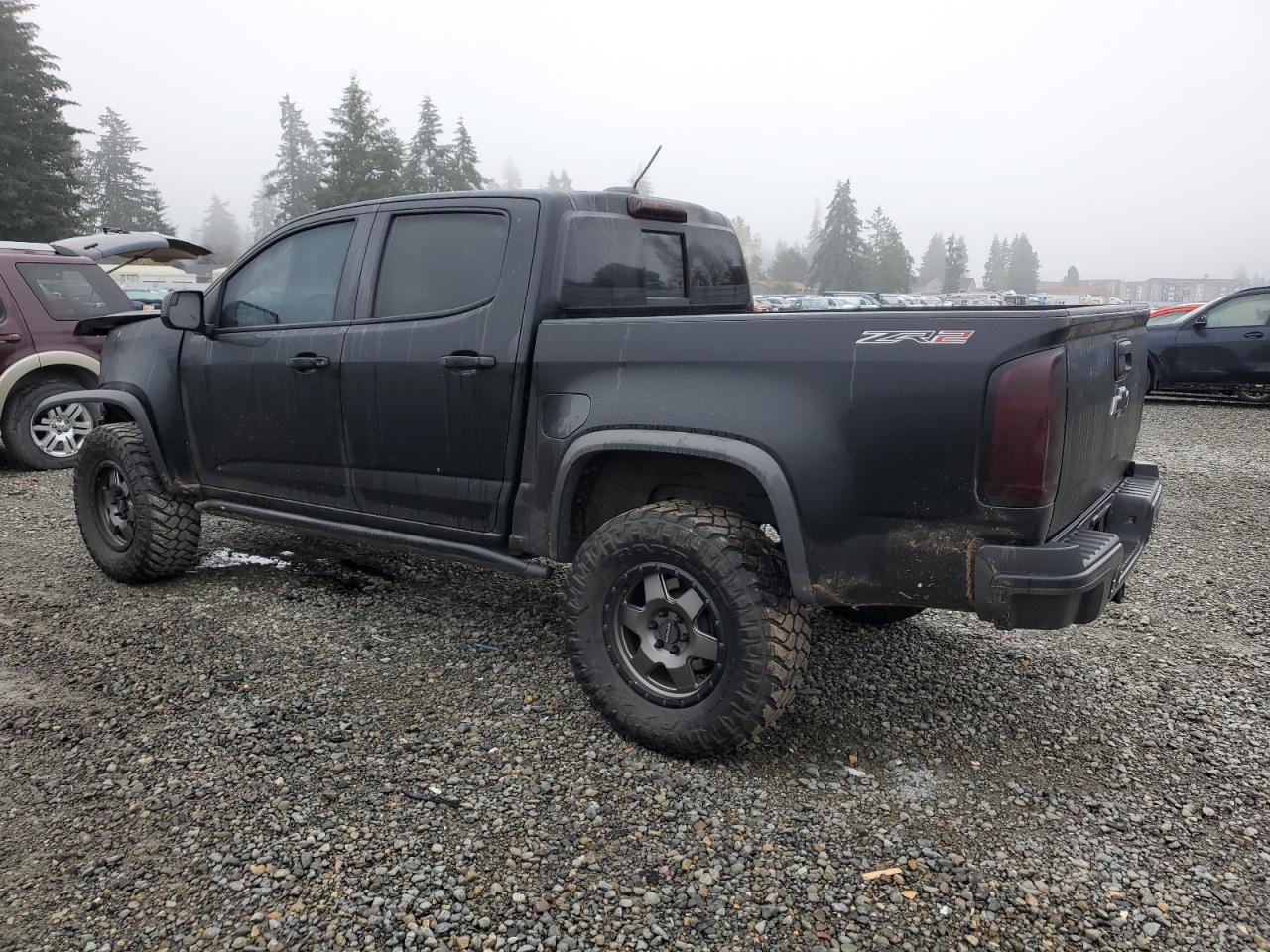 VIN 1GCGTEEN9J1209062 2018 CHEVROLET COLORADO no.2