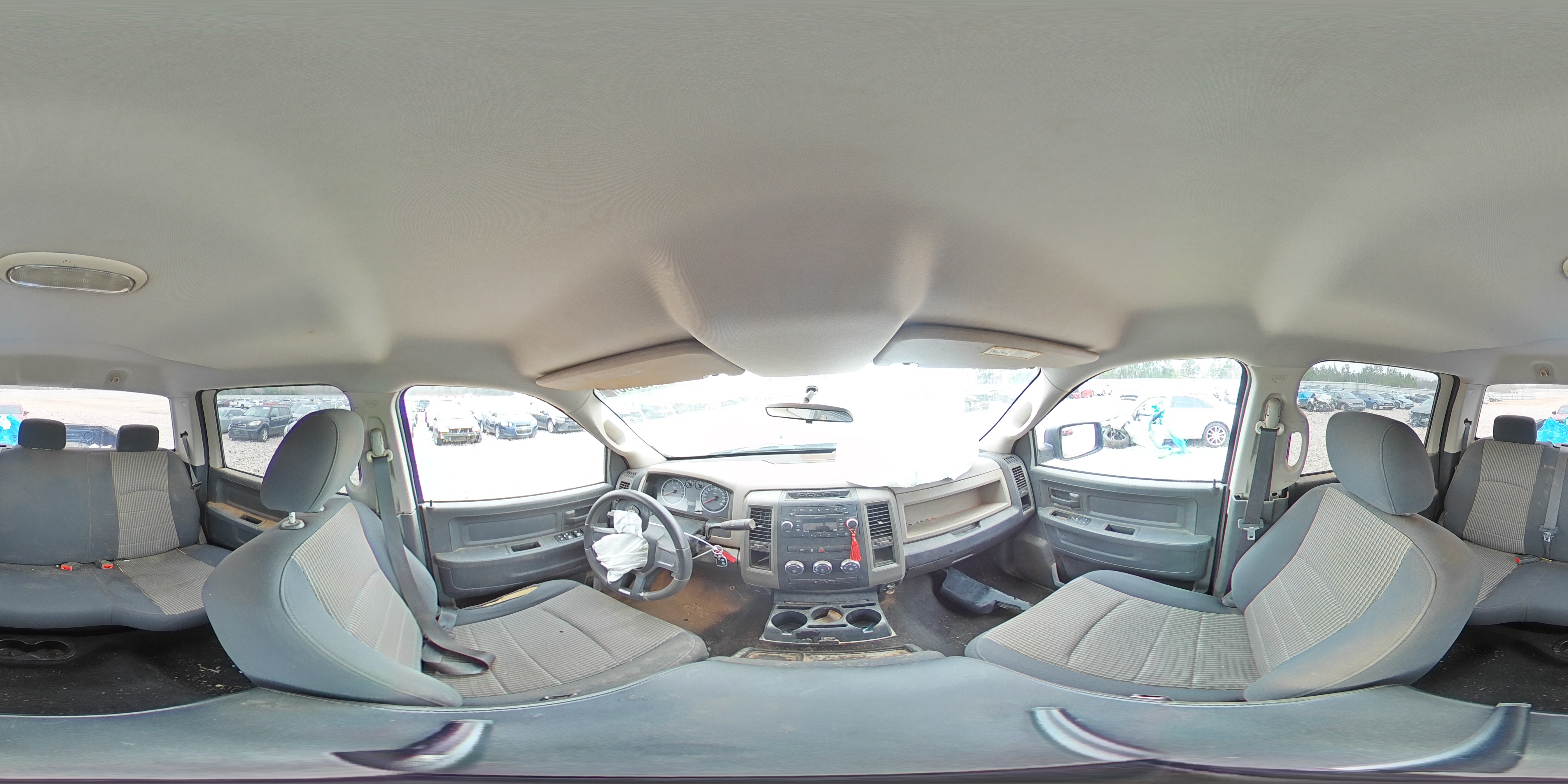 2010 Dodge RAM - Image 13
