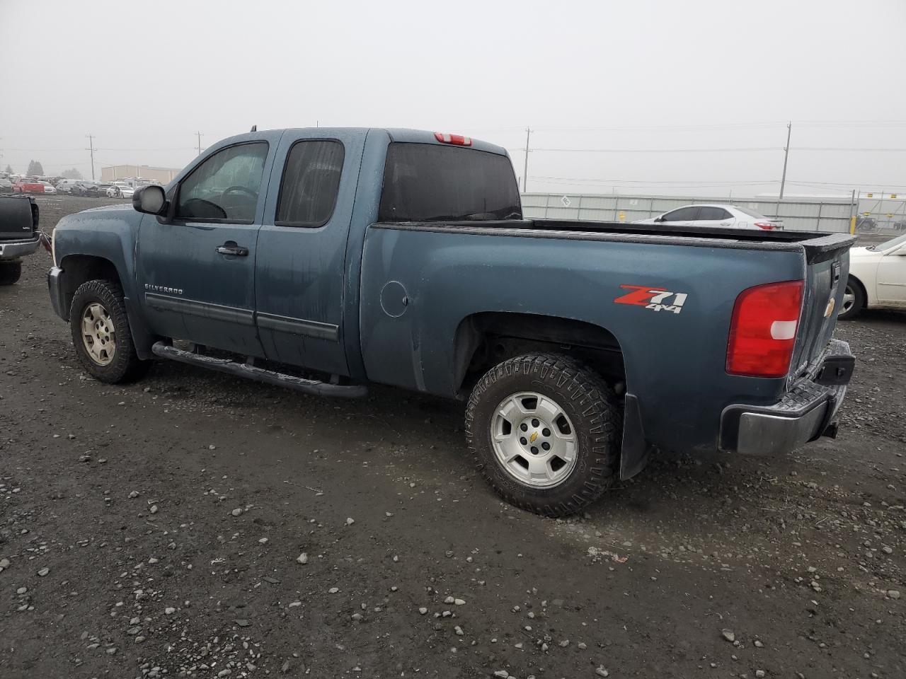 2013 Chevrolet Silverado - Image 2