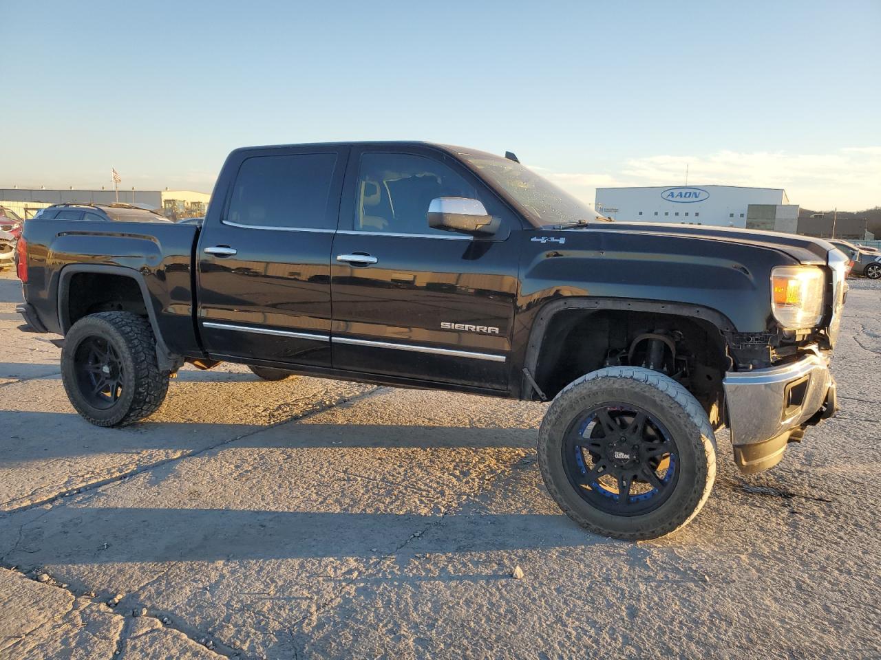 2015 GMC Sierra - Image 4