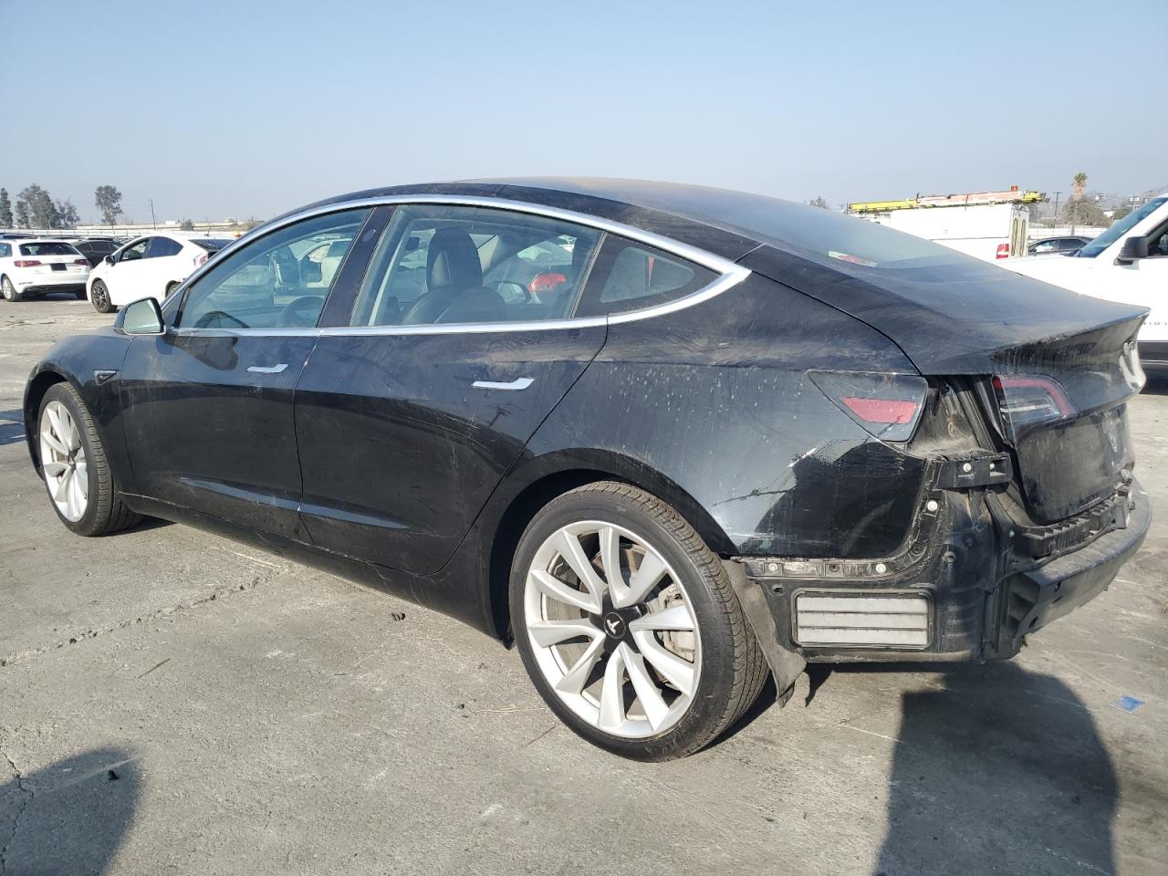 VIN 5YJ3E1EA6JF060289 2018 TESLA MODEL 3 no.2