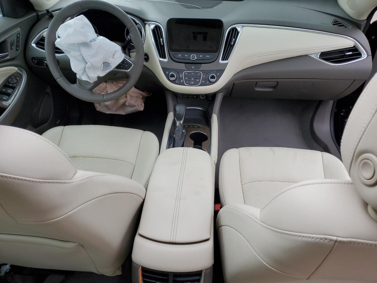 2021 Chevrolet Malibu - Image 8